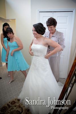 Best Lakeside wedding at Paradise Cove in Orlando, Florida - Wedding photographer - Sandra Johnson (SJFoto.com)